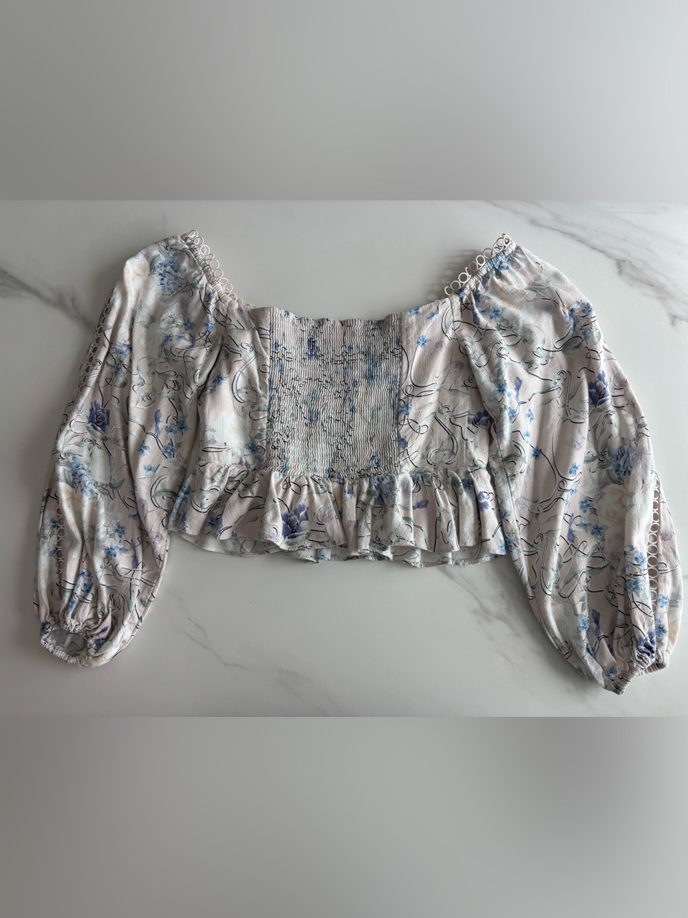 Express Off-Shoulder Peplum Blouse in Cream with Blue Floral Sz S - Picture 4 of 10